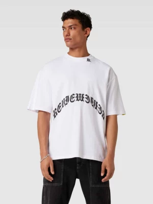 T-shirt o kroju oversized z nadrukiem z logo OLD ENGLISH REVIEW