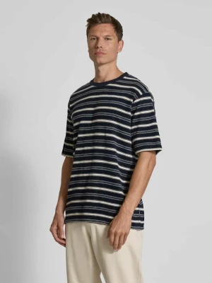 T-shirt o kroju oversized z okrągłym dekoltem lindbergh