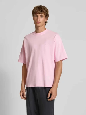 T-shirt o kroju oversized z okrągłym dekoltem REVIEW