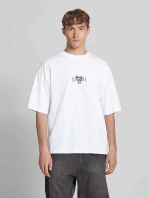 T-shirt o kroju oversized z okrągłym, prążkowanym dekoltem REVIEW