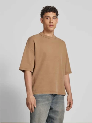 T-shirt o kroju oversized z okrągłym, prążkowanym dekoltem REVIEW