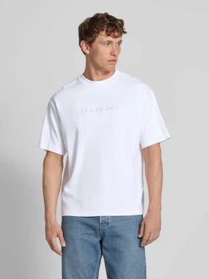 Zdjęcie produktu T-shirt o kroju oversized z wyhaftowanym logo CK Calvin Klein