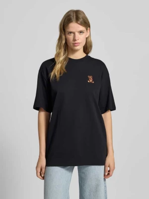 T-shirt o kroju oversized z wyhaftowanym motywem REVIEW