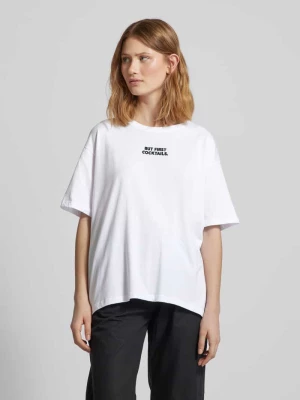 T-shirt o kroju oversized z wyhaftowanym napisem Smith and Soul