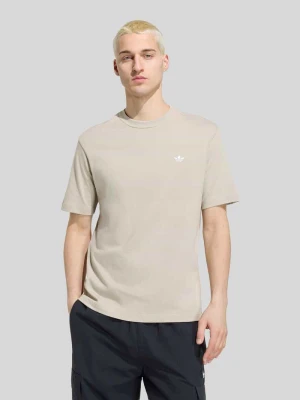 t-shirt o kroju regular fit z czystej bawełny adidas Originals Piaskowy