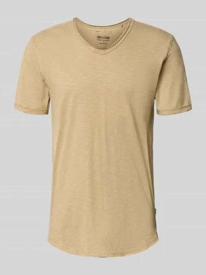 T-shirt o kroju regular fit z czystej bawełny model ‘BENNE LONGY’ Only & Sons