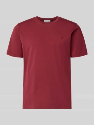 t-shirt o kroju regular fit z czystej bawełny model 'JAAMES' ARMEDANGELS Wiśniowy