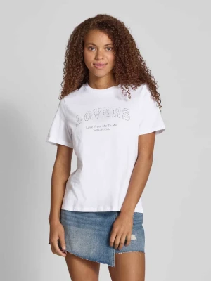 T-shirt o kroju regular fit z czystej bawełny model ‘TARA’ Pieces