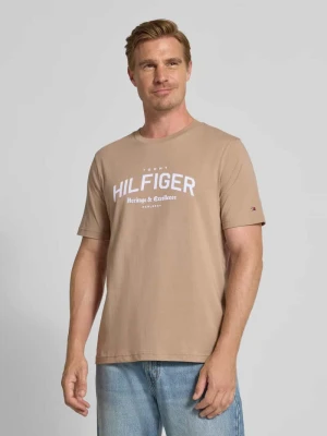 T-shirt o kroju regular fit z czystej bawełny Tommy Hilfiger