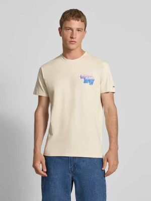 T-shirt o kroju regular fit z czystej bawełny Tommy Jeans