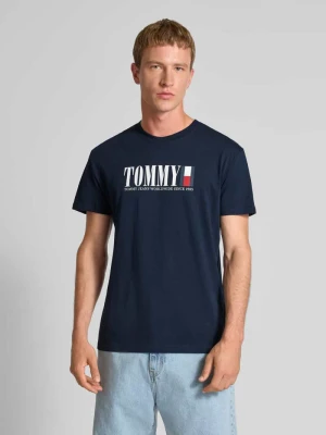 T-shirt o kroju regular fit z czystej bawełny Tommy Jeans
