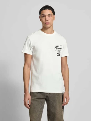 T-shirt o kroju regular fit z czystej bawełny Tommy Jeans