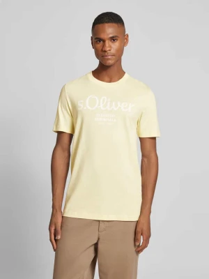 T-shirt o kroju regular fit z czystej bawełny z dużym nadrukiem z logo s.Oliver RED LABEL