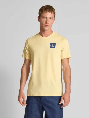 T-shirt o kroju regular fit z czystej bawełny z nadrukiem z logo Calvin Klein Jeans