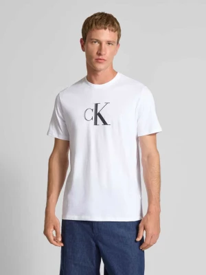 T-shirt o kroju regular fit z czystej bawełny z nadrukiem z logo Calvin Klein Jeans