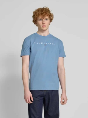 T-shirt o kroju regular fit z czystej bawełny z wyhaftowanym logo Tommy Jeans