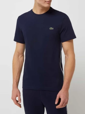 T-shirt o kroju regular fit z detalami z logo Lacoste