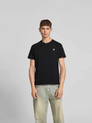 T-shirt o kroju regular fit z detalem z logo Moose Knuckles Czarny