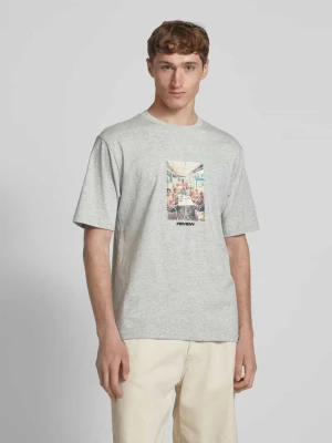 T-shirt o kroju regular fit z mieszanki bawełny i wiskozy REVIEW