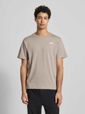 T-shirt o kroju regular fit z mieszanki bawełny model ‘EVOLUTION’ The North Face