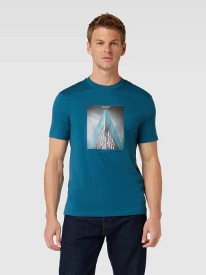 T-shirt o kroju Regular Fit z nadrukiem z logo Armani Exchange
