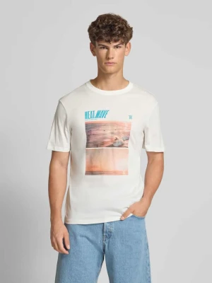 T-shirt o kroju regular fit z nadrukiem z motywem Only & Sons