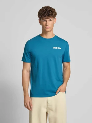 T-shirt o kroju regular fit z okrągłym dekoltem Calvin Klein Jeans