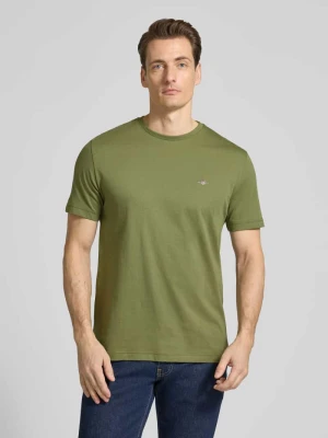 T-shirt o kroju regular fit z wyhaftowanym logo Gant