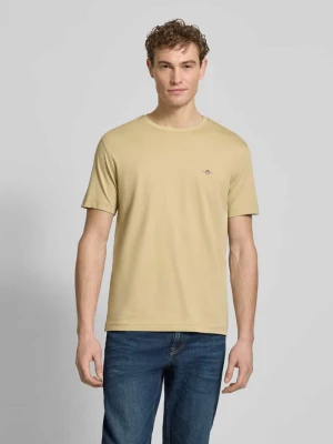 T-shirt o kroju regular fit z wyhaftowanym logo Gant