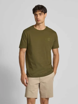 T-shirt o kroju regular fit z wyhaftowanym logo i okrągłym dekoltem Gant