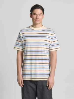 t-shirt o kroju relaxed fit z czystej bawełny model 'MAARKOS' ARMEDANGELS