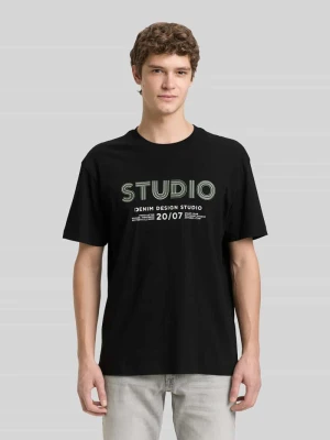 T-shirt o kroju relaxed fit z czystej bawełny Tom Tailor Czarny
