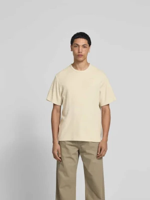 t-shirt o kroju relaxed fit z fakturowanym wzorem Forét Beżowy