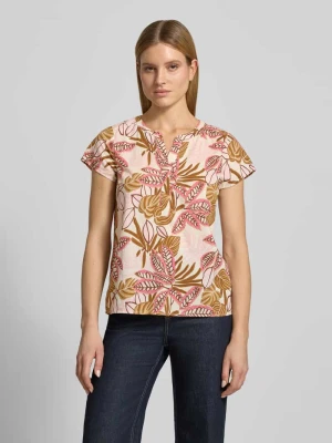 t-shirt o kroju relaxed fit z kwiatowym nadrukiem na całej powierzchni Soyaconcept