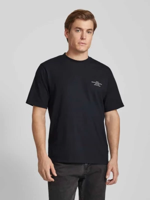 T-shirt o kroju relaxed fit z mieszanki bawełny z gumowanym nadrukiem Jack & Jones Premium