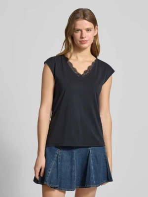 T-shirt o kroju relaxed fit z mieszanki modalu model 'KAMALA LACE' Pieces