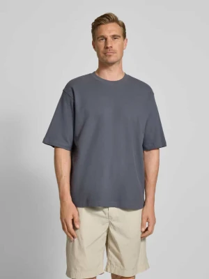 T-shirt o kroju relaxed fit z okrągłym dekoltem JAKE*S STUDIO MEN
