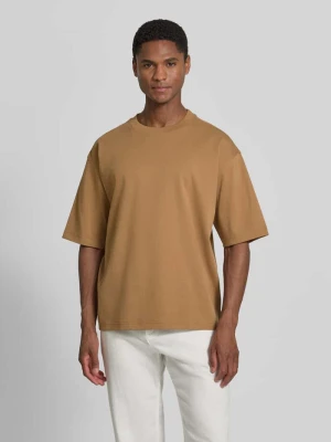 t-shirt o kroju relaxed fit z okrągłym dekoltem Jake*s Orzechowy