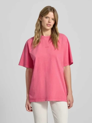 T-shirt o kroju relaxed fit z wyhaftowanym logo model ‘Karma Story’ OH APRIL