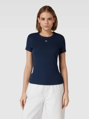 T-shirt o kroju slim fit z efektem prążkowania model ‘ESSENTIAL’ Tommy Jeans