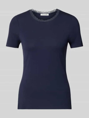 t-shirt o kroju slim fit z mieszanka wiskozy z obszycie koronką Christian Berg Ciemnoniebieski