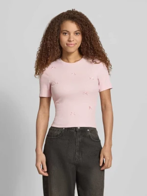 t-shirt o kroju slim fit z mieszanki bawełny model 'FEMKE' Only