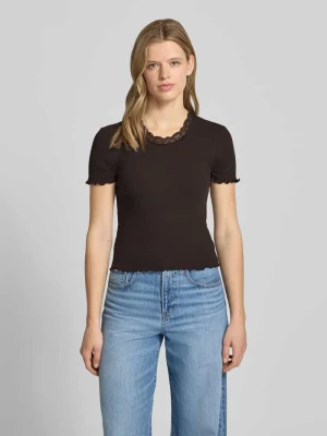t-shirt o kroju slim fit z mieszanki bawełny model 'VINI' Only