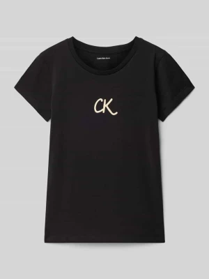 T-shirt o kroju slim fit z nadrukiem z logo i okrągłym dekoltem Calvin Klein Jeans
