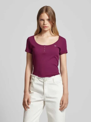 T-shirt o kroju slim fit z okrągłym dekoltem model ‘HENLEY’ Tommy Jeans