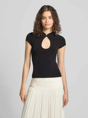 t-shirt o kroju slim fit z wycięciem Gina Tricot Czarny