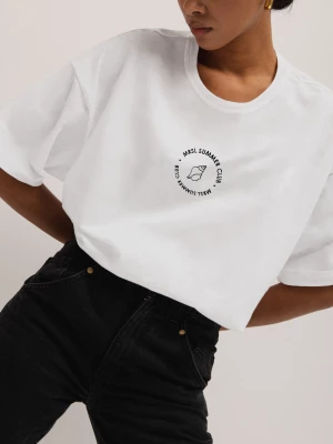 T-shirt typu oversize z HAFTEM w kolorze CLASSIC WHITE - EAZY SUMMER-M/L Marsala