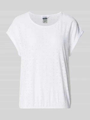 T-shirt w kroju regular fit z dziurkowanym wzorem model 'Ruth' ZABAIONE