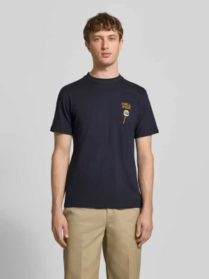 T-shirt w kroju regular fit z haftem statement model 'Kameron' Blend