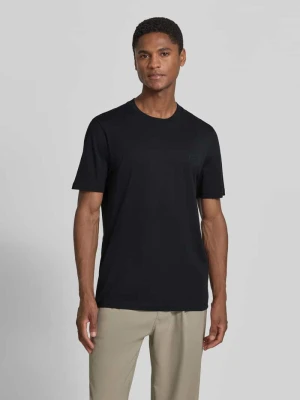 T-shirt w kroju regular fit z haftowanym logo MCNEAL Czarny